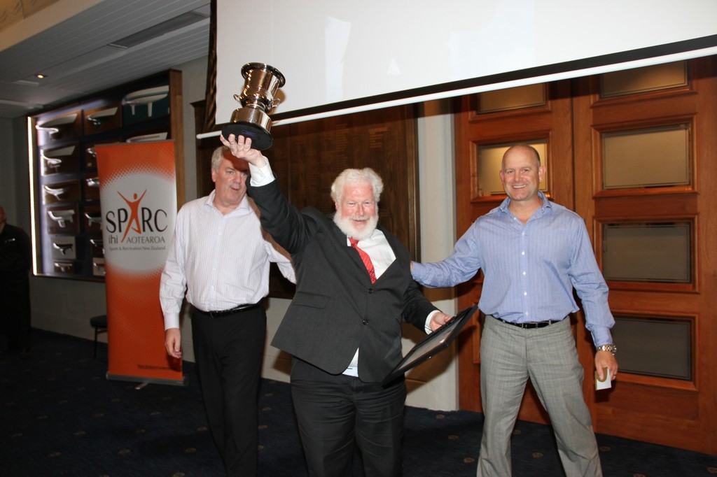 Bob McDavitt holds the Official of the Year trophy aloft - 2011 Yachting NZ Sailor of the Year Awards © Richard Gladwell www.photosport.co.nz